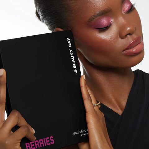 BEAUTY BAY - Berries 42 Colour Palette Fantastic Look Albania Tirana