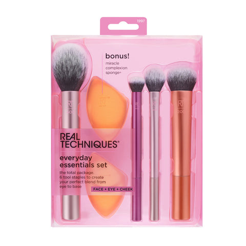 Real Techniques® - Everyday Essentials Set + Bonus Sponge    Fantastic Look Albania Tirana